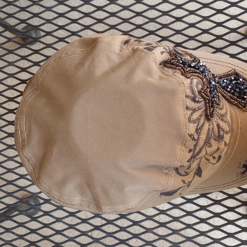 Cap with Cross of Bling - Picture 2 of 5